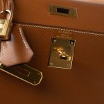 Vintage Kelly 28 Gold Courchevel Leather Gold Plated Hardware V Stamp - Image 28