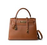 Vintage Kelly 28 Gold Courchevel Leather Gold Plated Hardware V Stamp