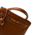 Vintage Kelly 28 Gold Courchevel Leather Gold Plated Hardware V Stamp - Image 17