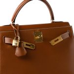 Vintage Kelly 28 Gold Courchevel Leather Gold Plated Hardware V Stamp - Image 20