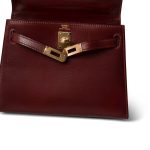 Mini Kelly 20 Rouge H Gold Plated T Circle Stamp - Image 11