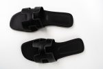 Hermès Box Calfskin Oran Sandals Black - Image 2