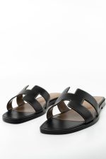 Hermès Box Calfskin Oran Sandals Black (Size 38) - Image 4