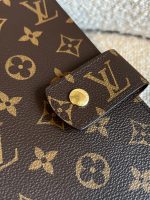 Louis Vuitton Monogram Large Ring Agenda Cover - Image 5